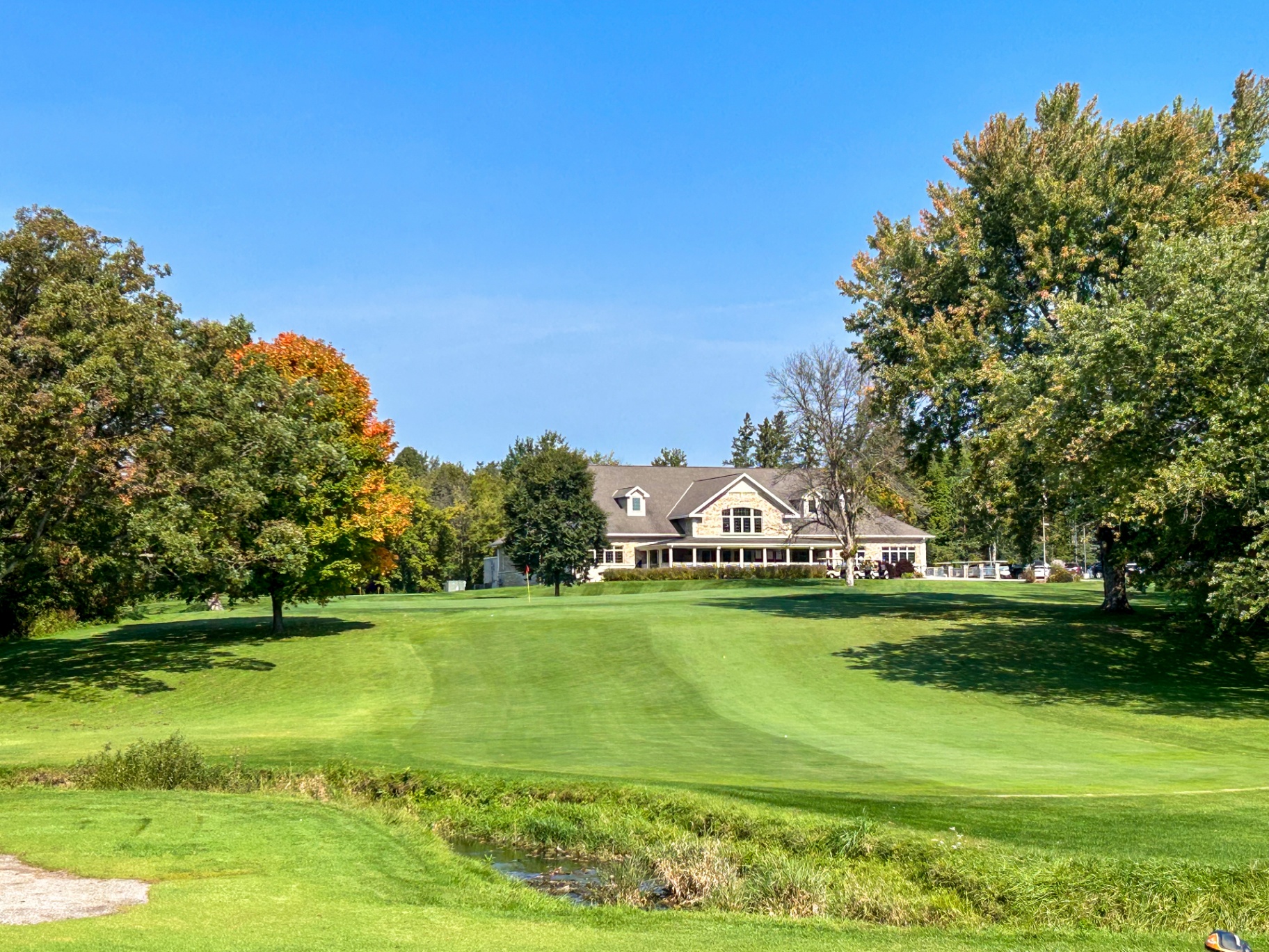 Brown County Golf Course clubhouse beyond the fairway